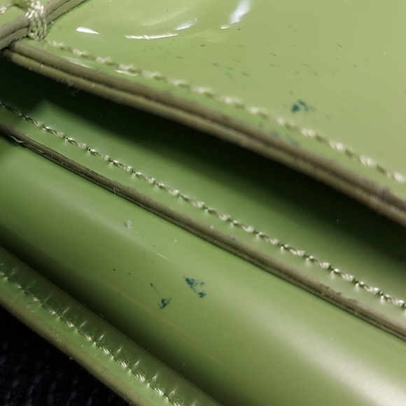Beijo (Bay-Ju) apple green adjustable straps 👛 purse - Picture 16 of 16